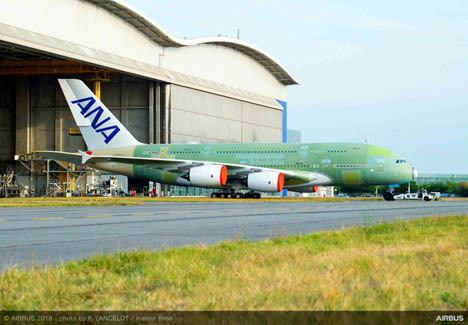 ANAに導入予定の超大型旅客機「エアバスA380」の組み立てが完了したと、エアバスが発表！