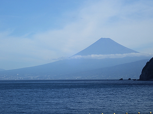 くっきり朝富士山