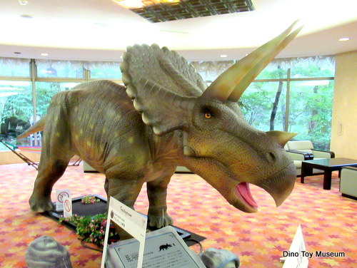 実物大の恐竜たちに会えるホテル　ブランヴェール那須