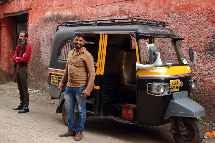 171201_Auto-Rickshaw-Driver.jpg