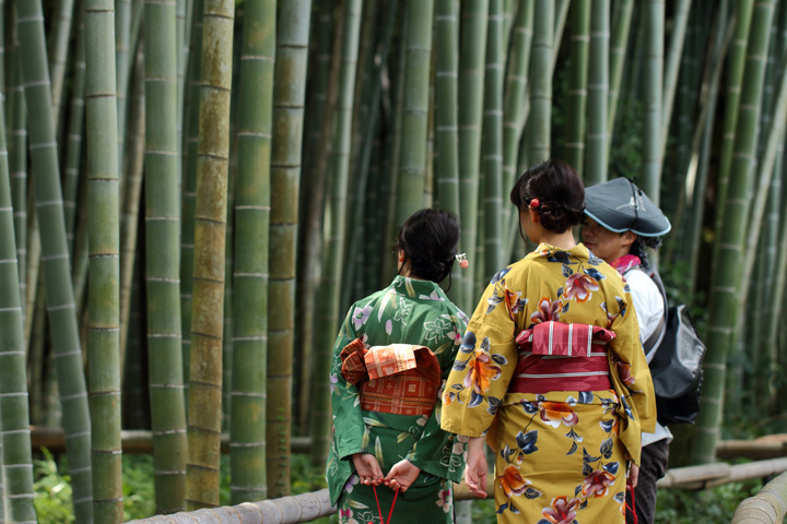180924_Bamboo-Grove_Kimono-Girls.jpg