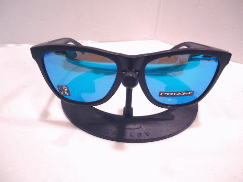 FROGSKINS924561.gif